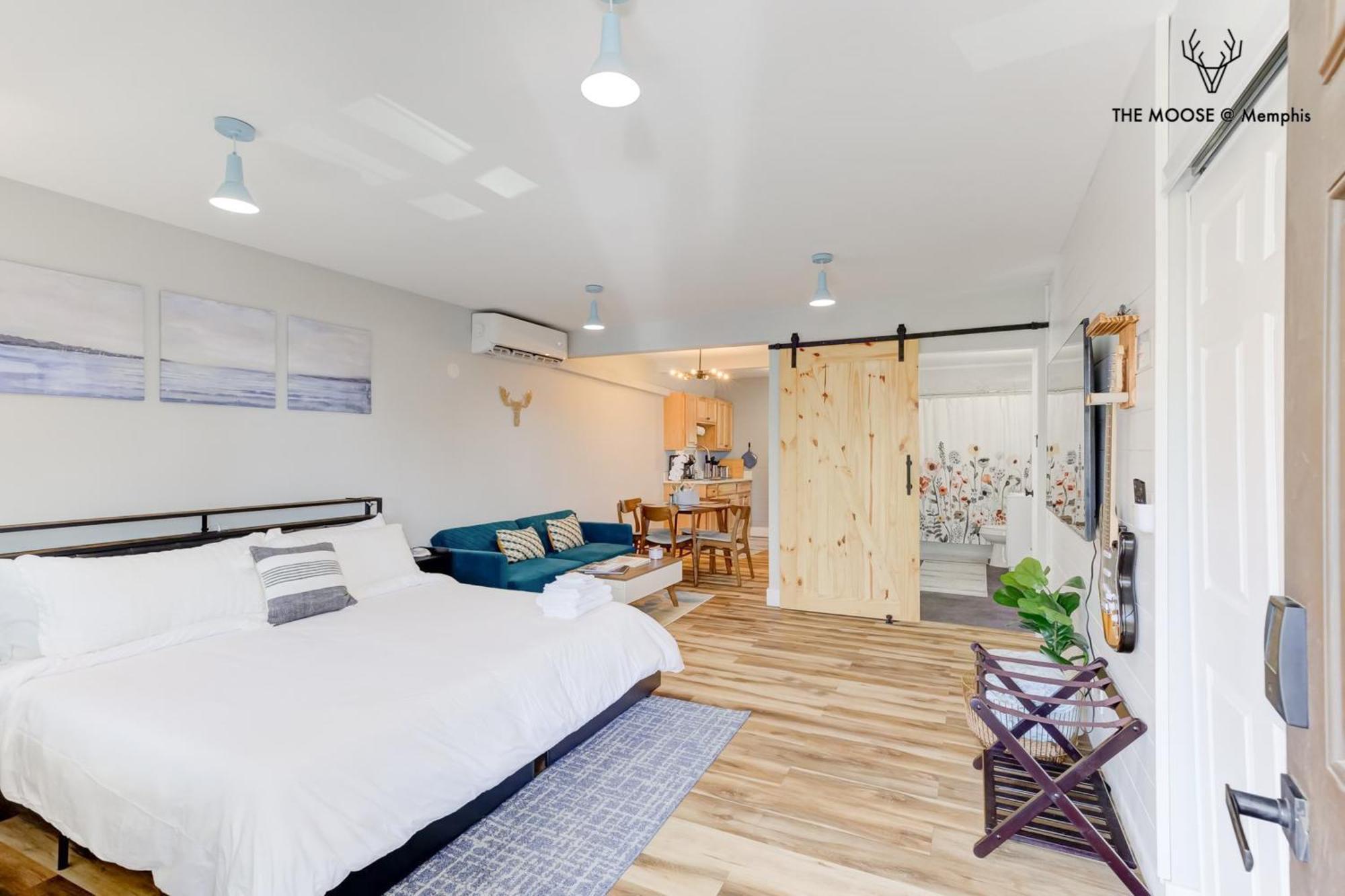 Appartamento The Moose #11 - Luxe Modern Loft With King Bed, Free Parking & Wi-Fi Memphis Esterno foto