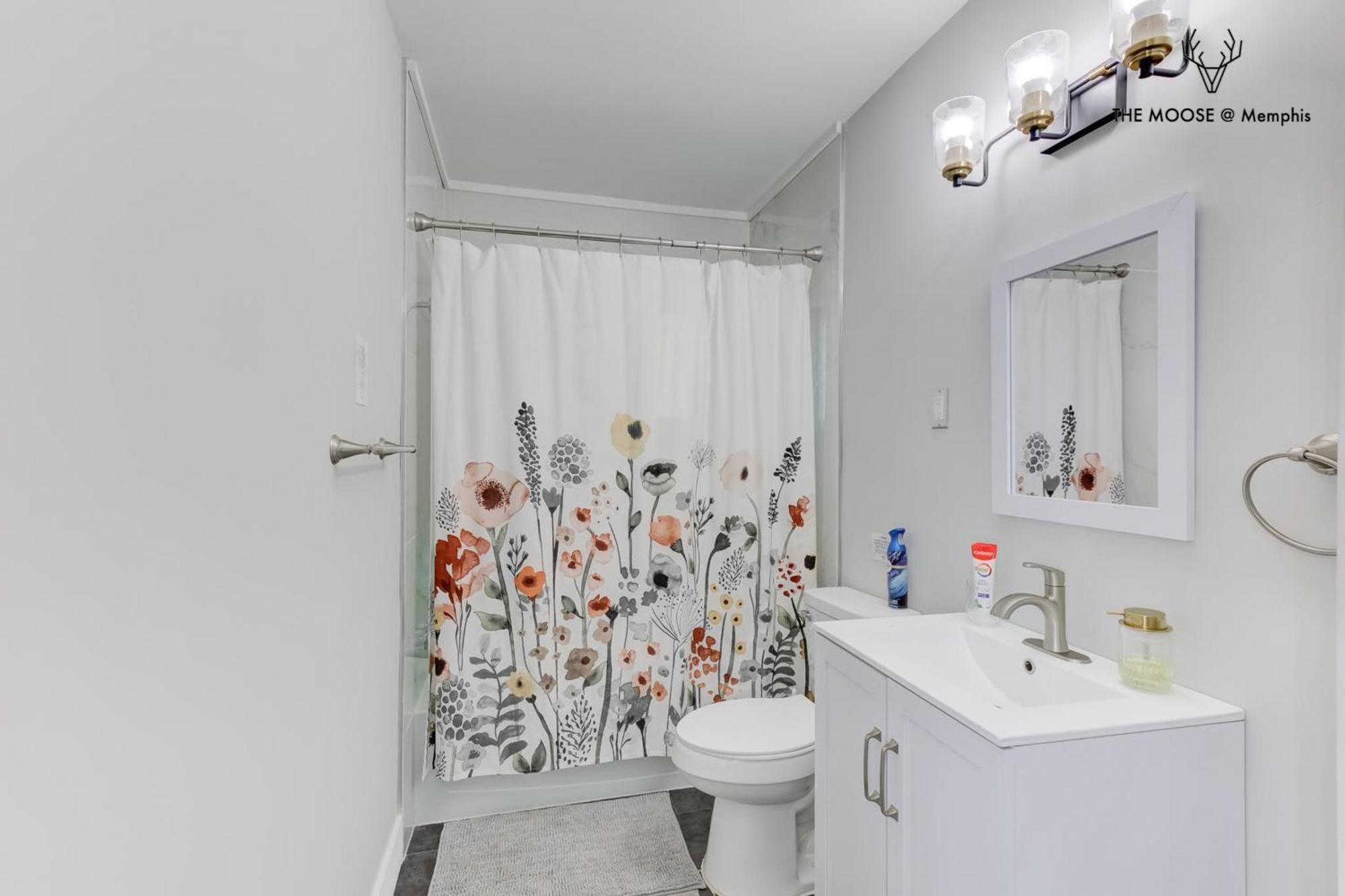 Appartamento The Moose #11 - Luxe Modern Loft With King Bed, Free Parking & Wi-Fi Memphis Esterno foto