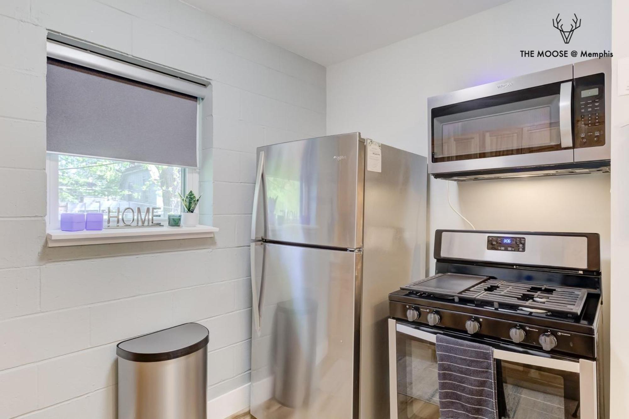 Appartamento The Moose #11 - Luxe Modern Loft With King Bed, Free Parking & Wi-Fi Memphis Esterno foto