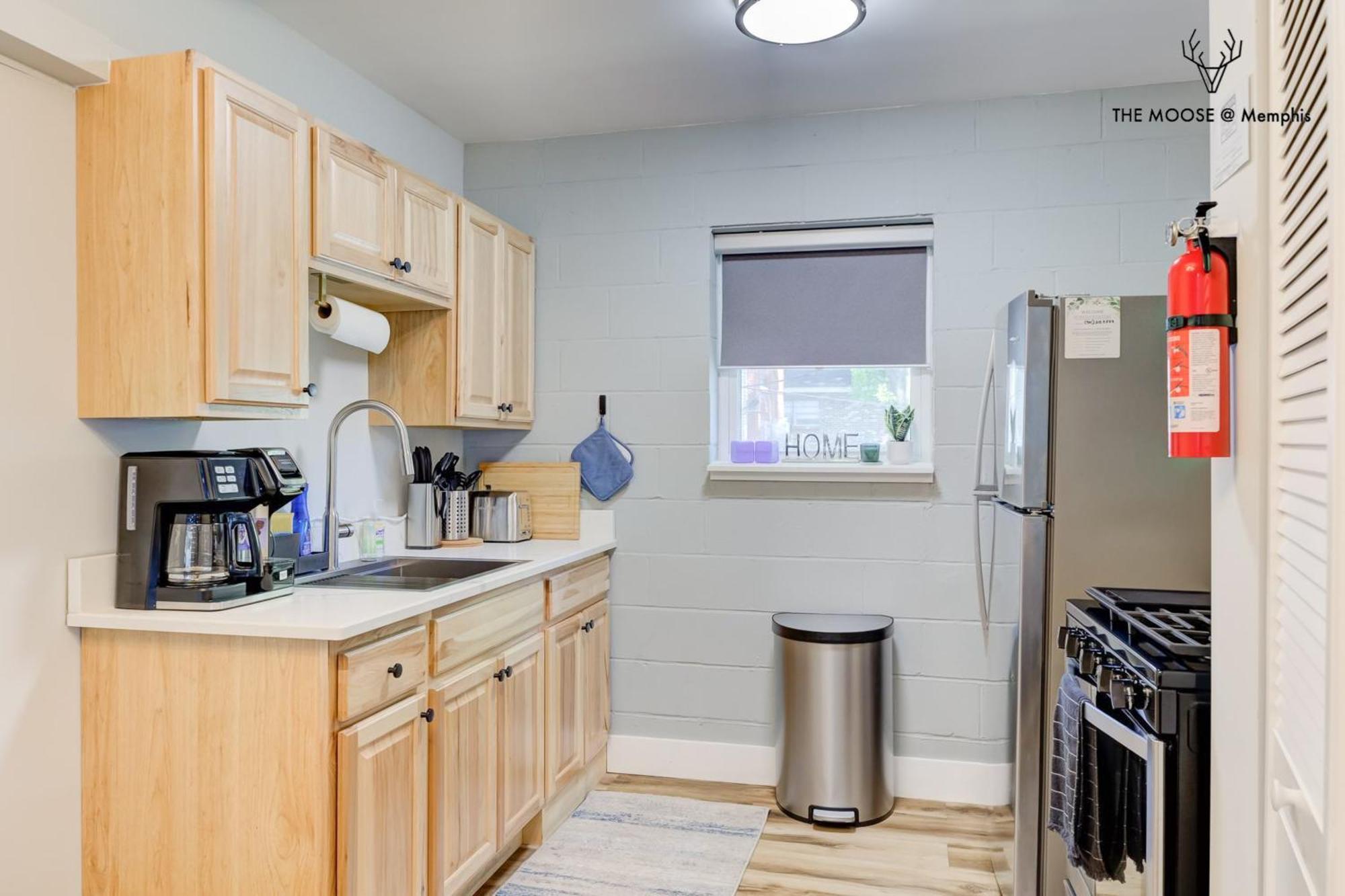 Appartamento The Moose #11 - Luxe Modern Loft With King Bed, Free Parking & Wi-Fi Memphis Esterno foto